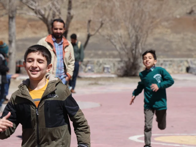 برگزاری اردوی «پدر و پسری» تله کابین